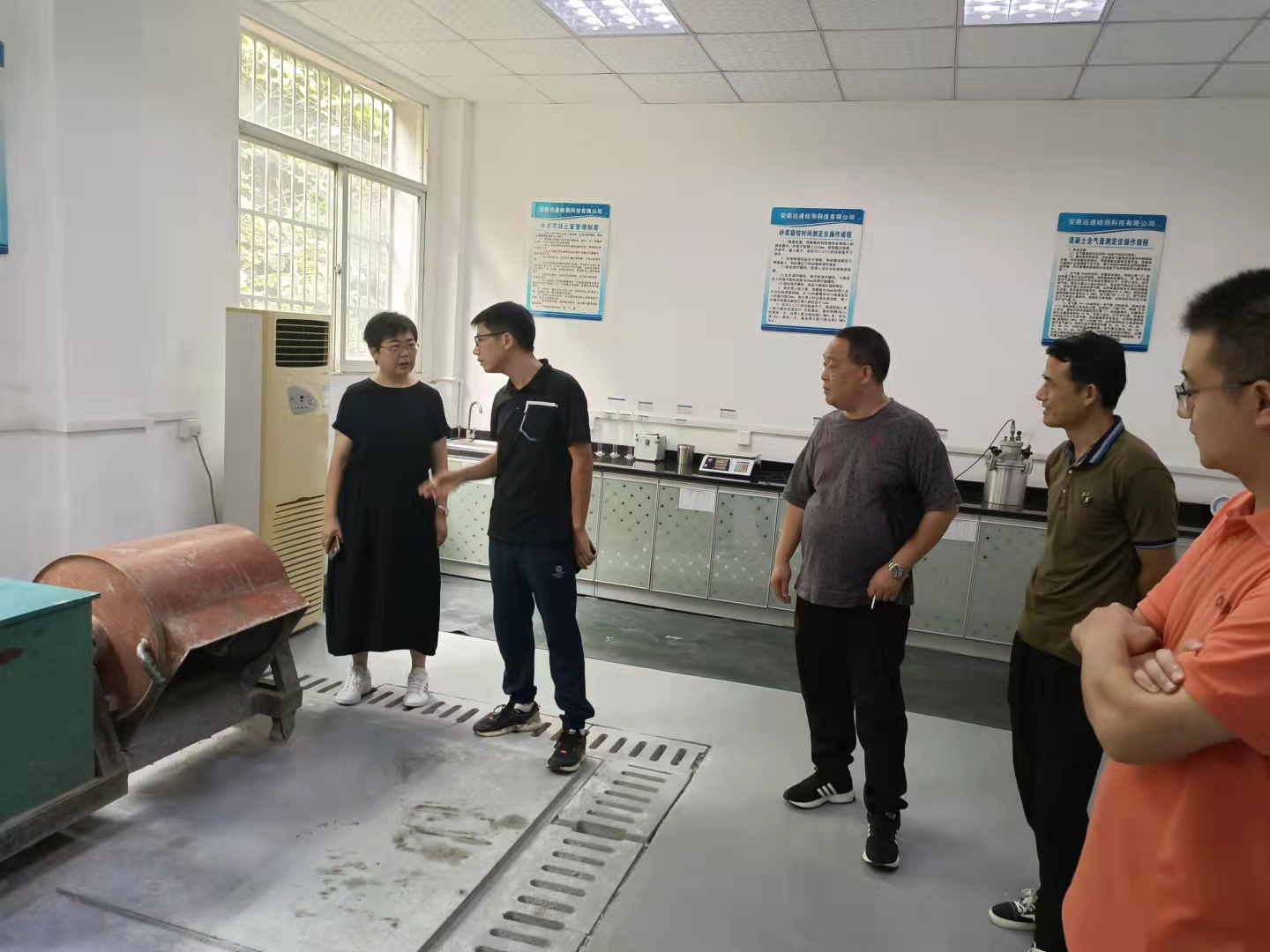 安慶市市場監(jiān)督局到公司檢查指導(dǎo)工作